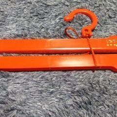 折り畳みプラ衣紋掛け