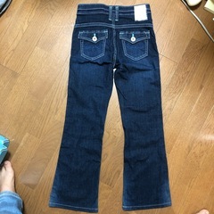 SOMETHINGのジーンズ