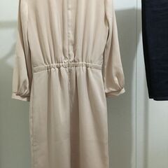 🟣ユナイテッドアローズ　UNITED ARROWS 　春　桜色　薄ピンク　ワンピースの画像