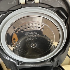 東芝 TOSHIBA RC-10VRF 真空IH炊飯器の画像