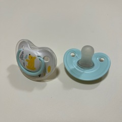 3/30まで　Pigeon おしゃぶり　sサイズ　0-3ヶ月用の画像