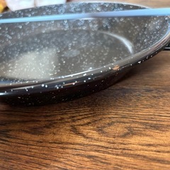 未使用パエリア鍋の画像