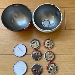 ポケモン缶バッジなどの画像