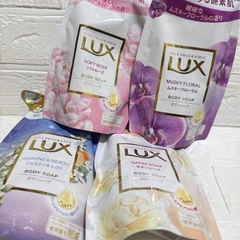 LUX液体ソープ詰替4損類。ラックス。詰替パウチ。各300ml。...