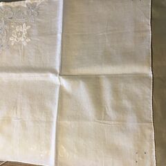 🟣 汕頭スワトウぽい刺繍ハンカチの画像