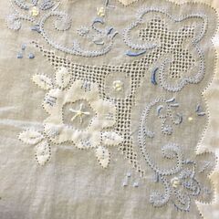 🟣 汕頭スワトウぽい刺繍ハンカチの画像