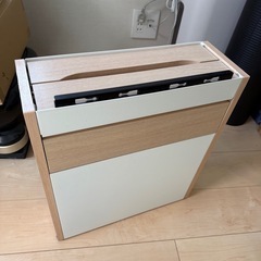 タブレット、スマホ　格納BOX 充電スタンド