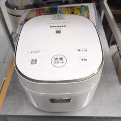 ★新入荷 炊飯器 シャープ  3合炊き 2022年製 KS-F5E8