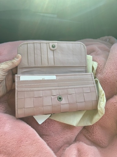 新品✨✨ズッケロ　長財布　大容量❣️