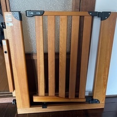 決定しました　　差し上げます★西松屋 KATOJI ベビーゲート 