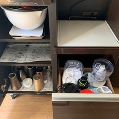 食器棚の画像