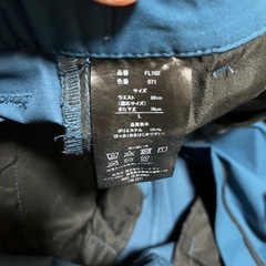 カーゴパンツの画像