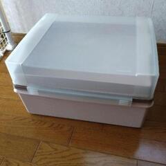 Tupperwareケース