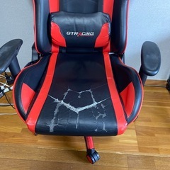 ゲーミングチェアの画像
