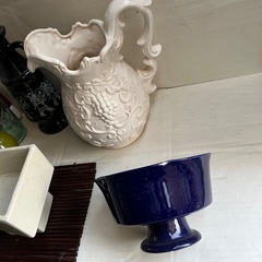 値下げしました花瓶1個100円の画像