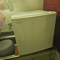 ワンドア冷蔵庫(ジャンク品)譲ります