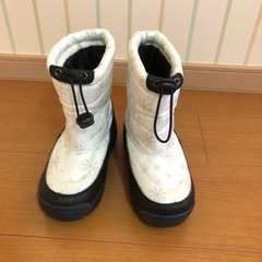 未使用品　cosby スノーブーツ 19-20cm ホワイト