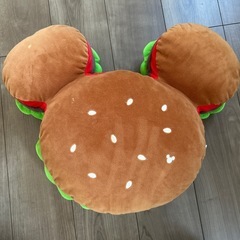 ミッキー　クッション　ハンバーガー