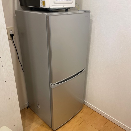 142l 冷蔵庫　アイリスオーヤマ