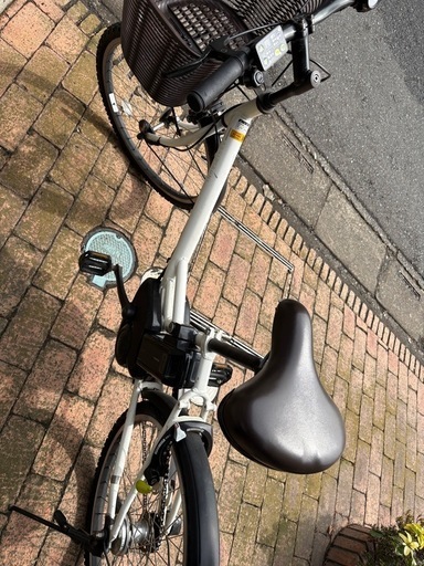 ブリヂストン アシスタ ユニ 24インチ ホワイト【3/29引取限定】