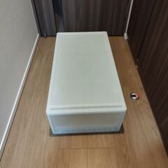 収納ケース3つ