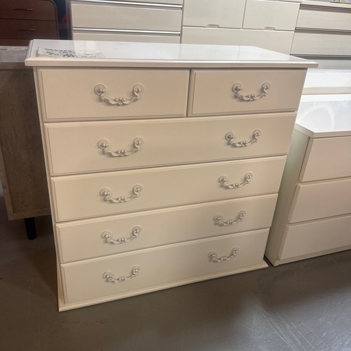 アンティーク調チェスト