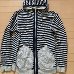 インハビタント　パーカー　リバーシブル　サイズＳの画像
