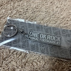 ONE OK ROCK キーホルダー＆ストラップセットの画像