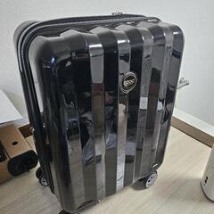 キャリーケース