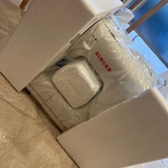 [木曜日引き渡し予定にしました]singerミシン の画像