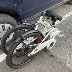 折りたたみ自転車の画像