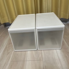 カインズ　クローゼットケースx2個　収納ケース　収納の画像