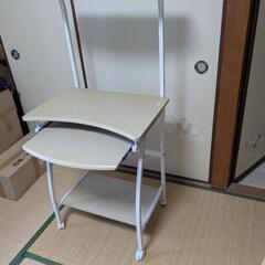 パソコン用テーブルの画像