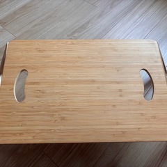 IKEA ラップトップテーブル