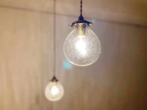 ペンダントライト2個　ダクトレール付き