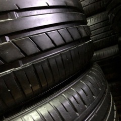 1本中古タイヤ交換と取り付け無料の画像