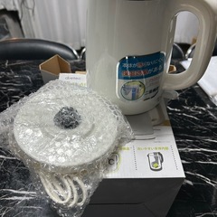 電気ポットの画像