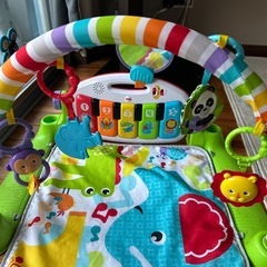 ベビーおもちゃ。フィッシャープライスの画像