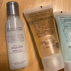 どこかでもらったシャンプーなどの画像