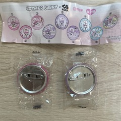 esther bunny エスターバニー くら寿司　コラボ  缶バッジ　2点セットの画像