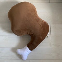 ガツッと骨付き肉 ユニークなぬいぐるみ