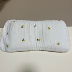 3/30まで　お値段交渉ください　ケラッタ　イブル　ベビー枕の画像