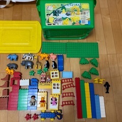 LEGO ブロックduplo プーさんのお家などなど