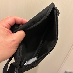 アディダス　ショルダーバッグの画像