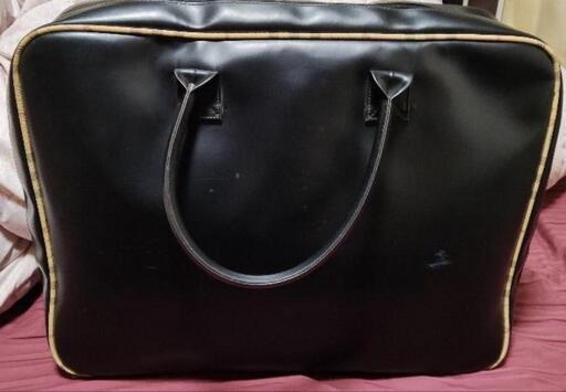 BURBERRY　旅行バック　レザー　黒