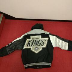 【商品説明】
【NHL】USA製ジェフハミルトン ロサンゼルス・キングス レザー スタジャン の画像