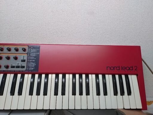 鍵盤楽器、ピアノ clavia nord lead2