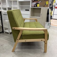 ★ジモティ割引あり★ 2人掛けソファ グリーン 木製枠 W(幅)116.5×D(奥行き)73×H(高さ)78cm ※クリーニング済みの画像