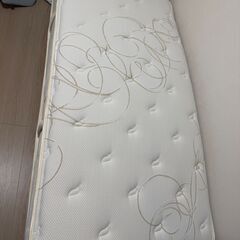 シモンズ　マットレス　シングル　美品　Beautyrest PREMIUM GOLDEN VALUEの画像