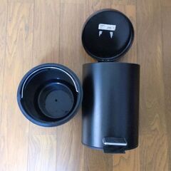 IKEA / イケア　  VORGOD   ペダル式ゴミ箱　の画像
